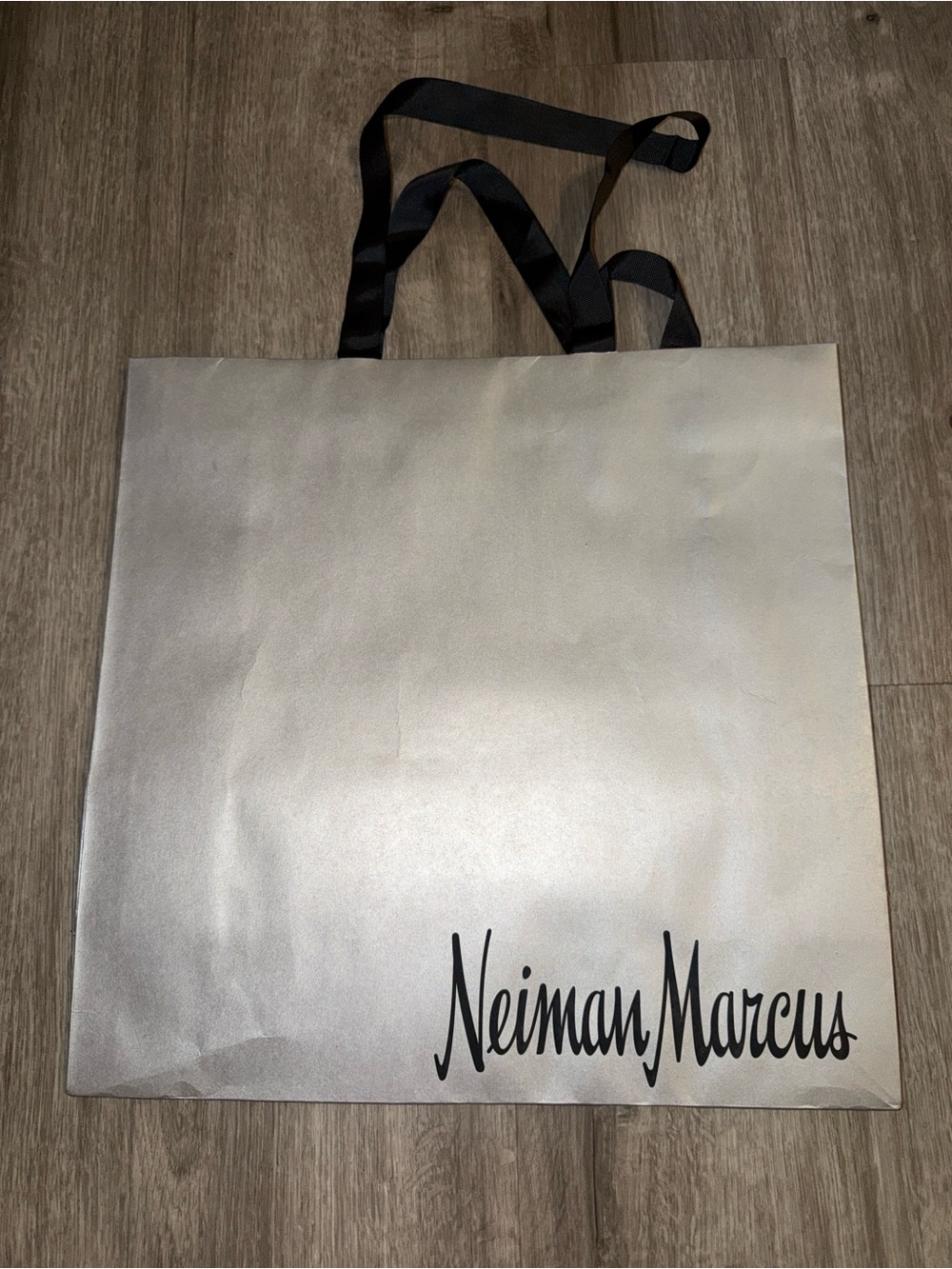 Neumann Marcus reusable shopping bag medium size